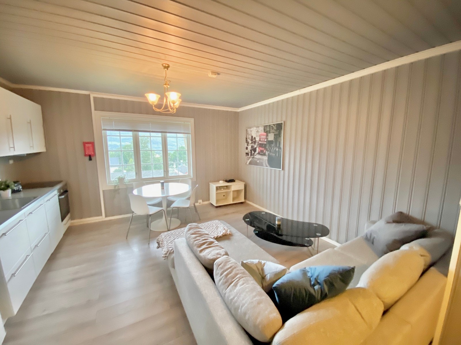 Romslig sofakrok Galleribilde