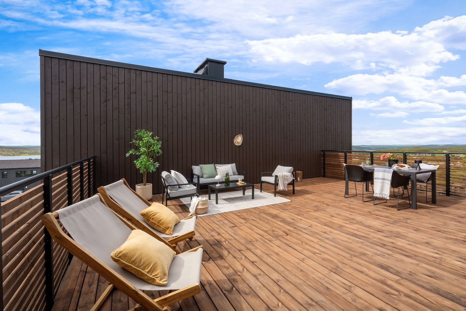 Her kan late sommerdager nytes Galleribilde