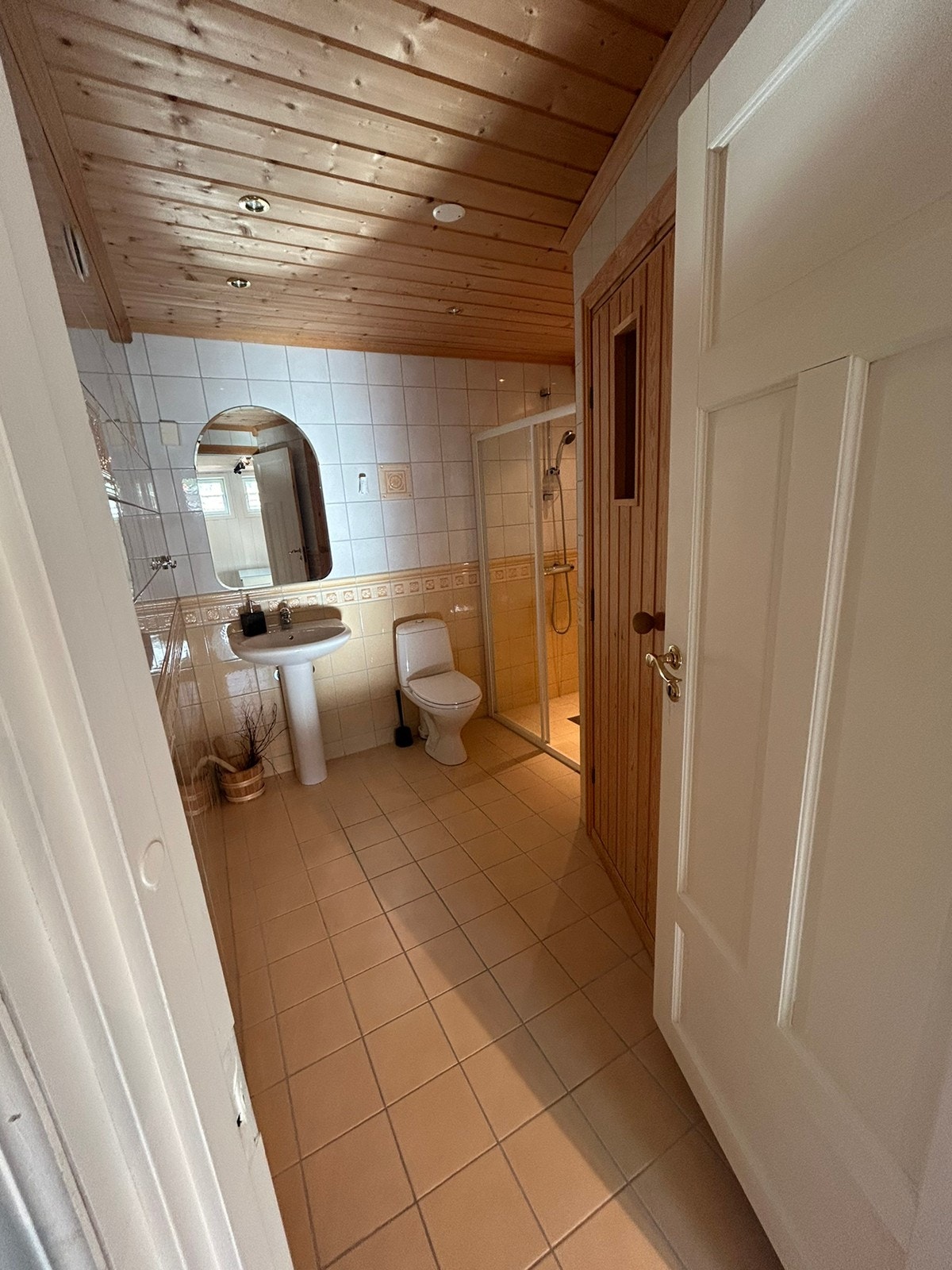 Bad med badstue Galleribilde