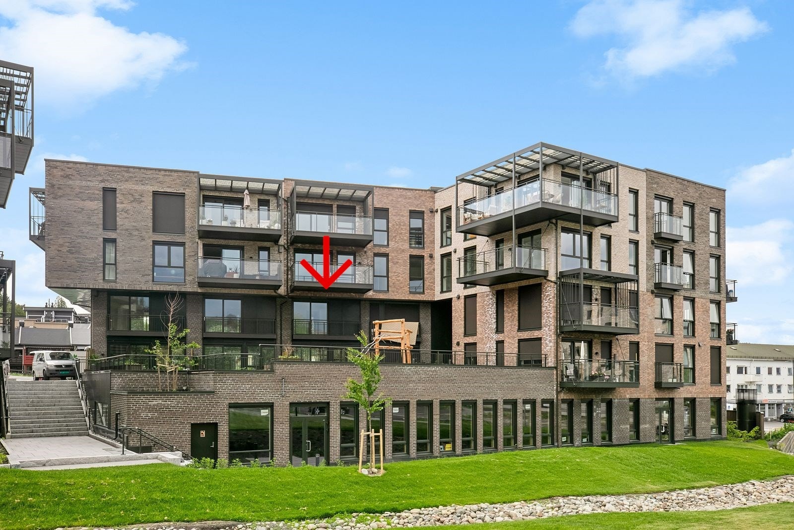 1_flere_bilder_2.jpg Galleribilde