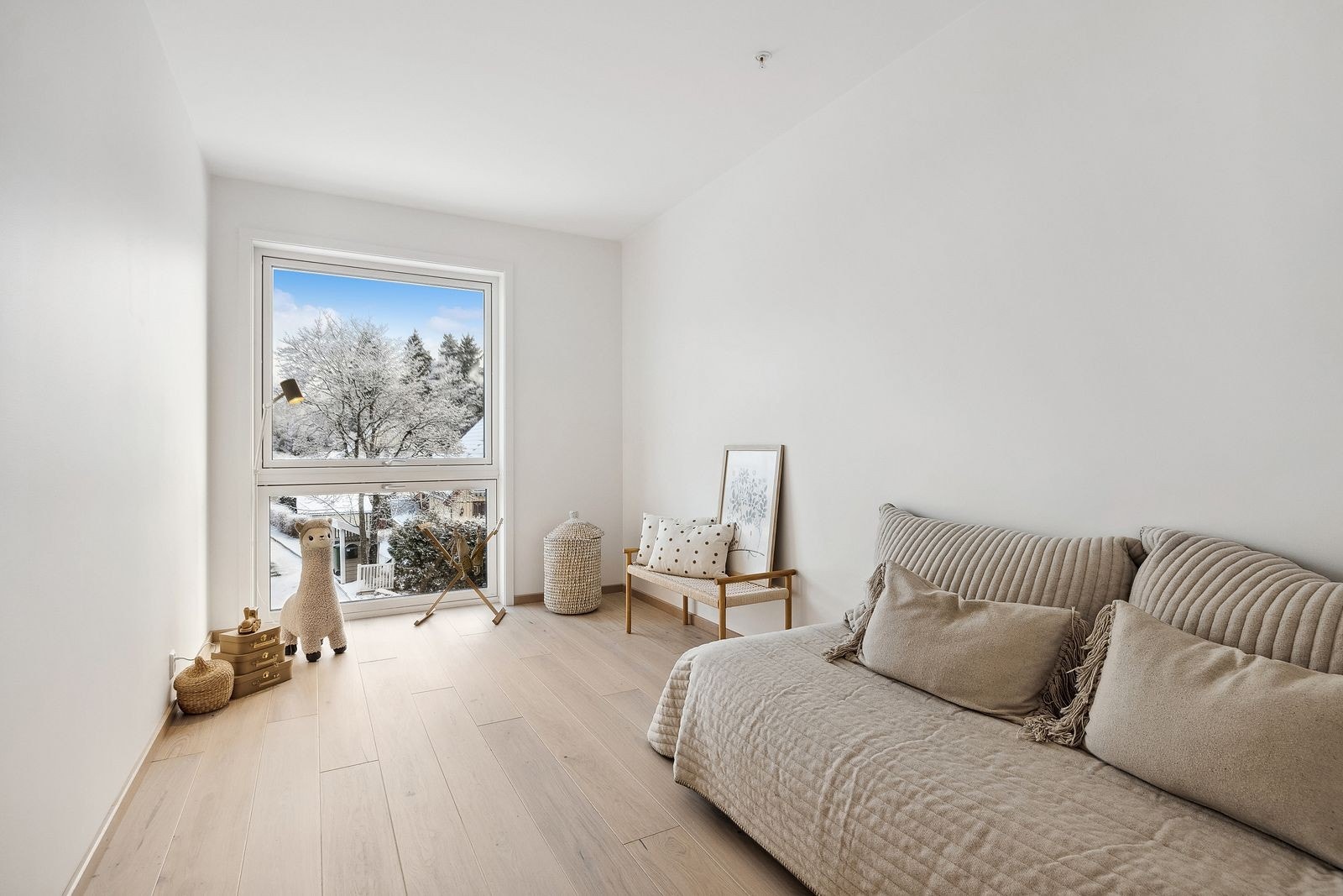 Soverom 2 har god størrelse. Galleribilde