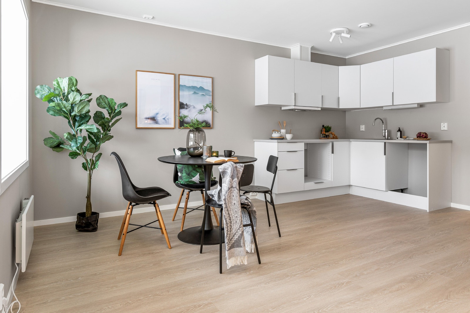 Leilighet F3:
Åpen kjøkken/stue-løsning. Galleribilde