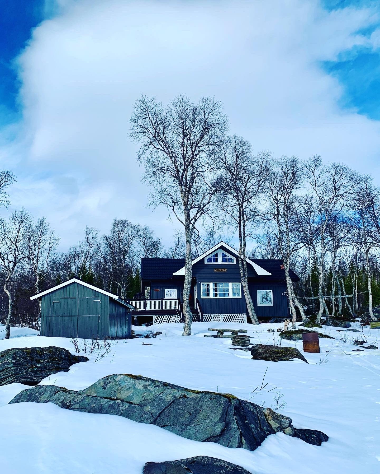 Paradiso i slutten av april Galleribilde