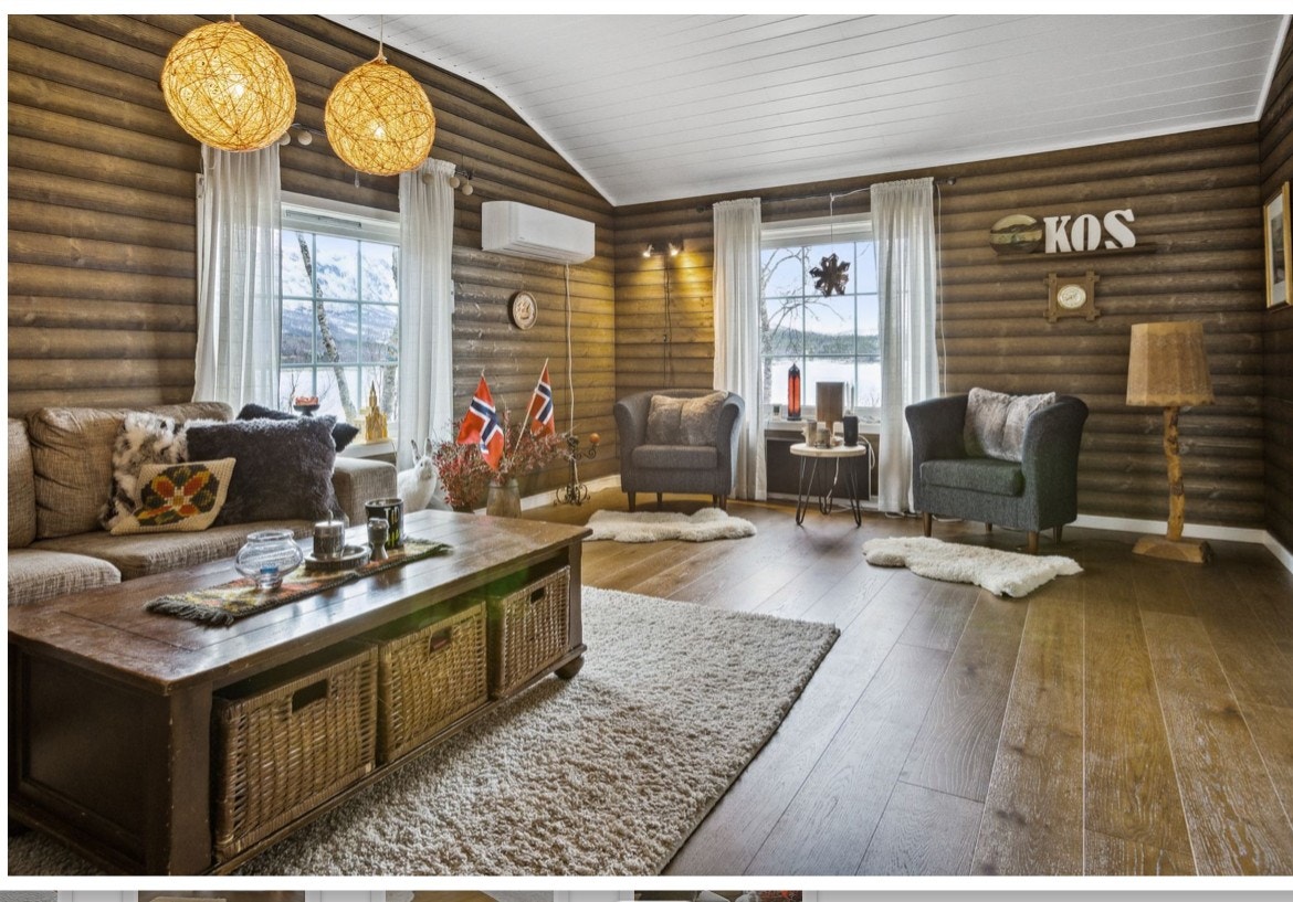 Stuen passer for flere og innbyr til koselige kvelder Galleribilde