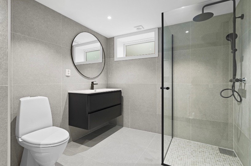 Stort, flott bad Galleribilde