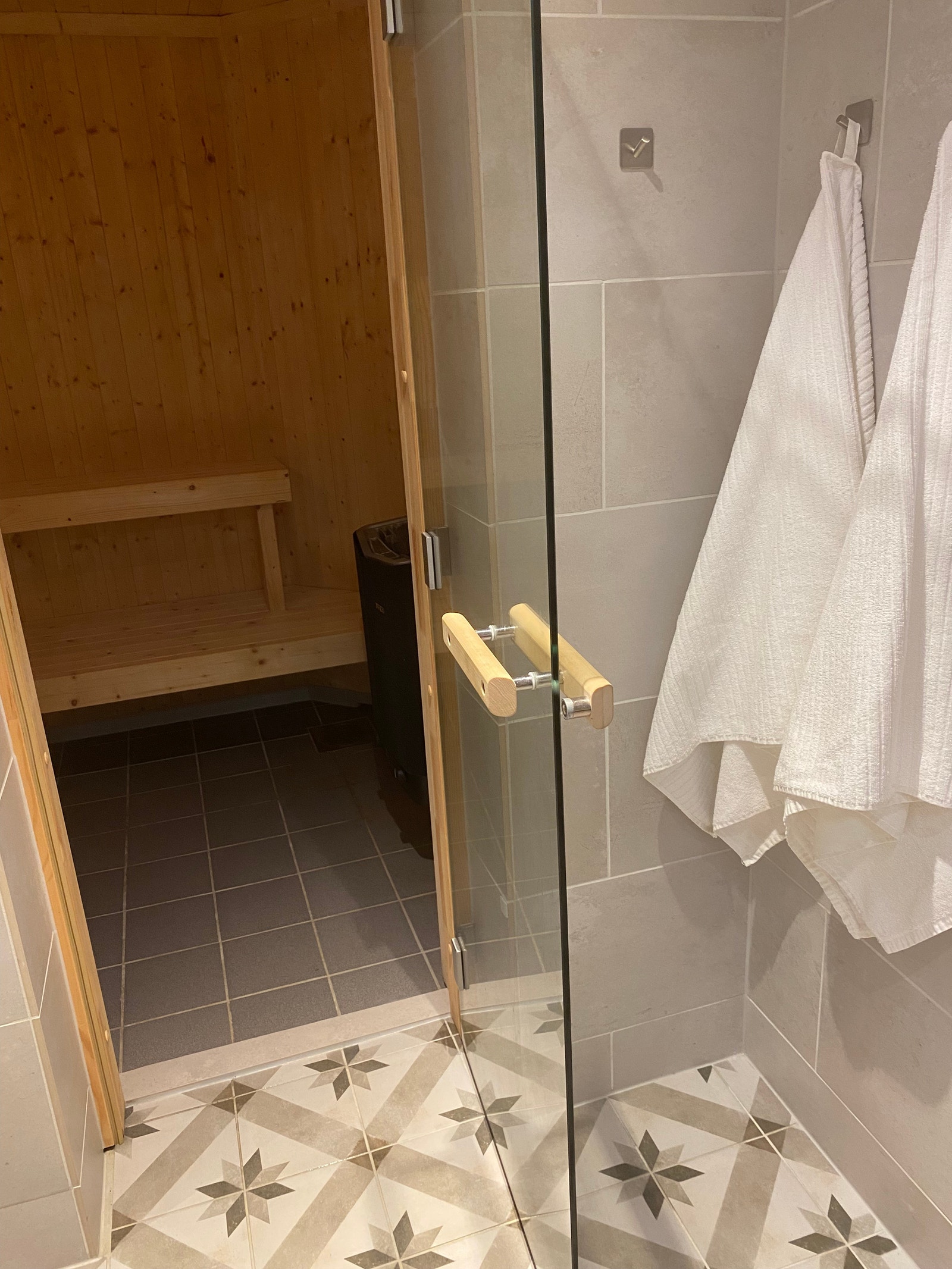 Inngang badstue fra badet Galleribilde