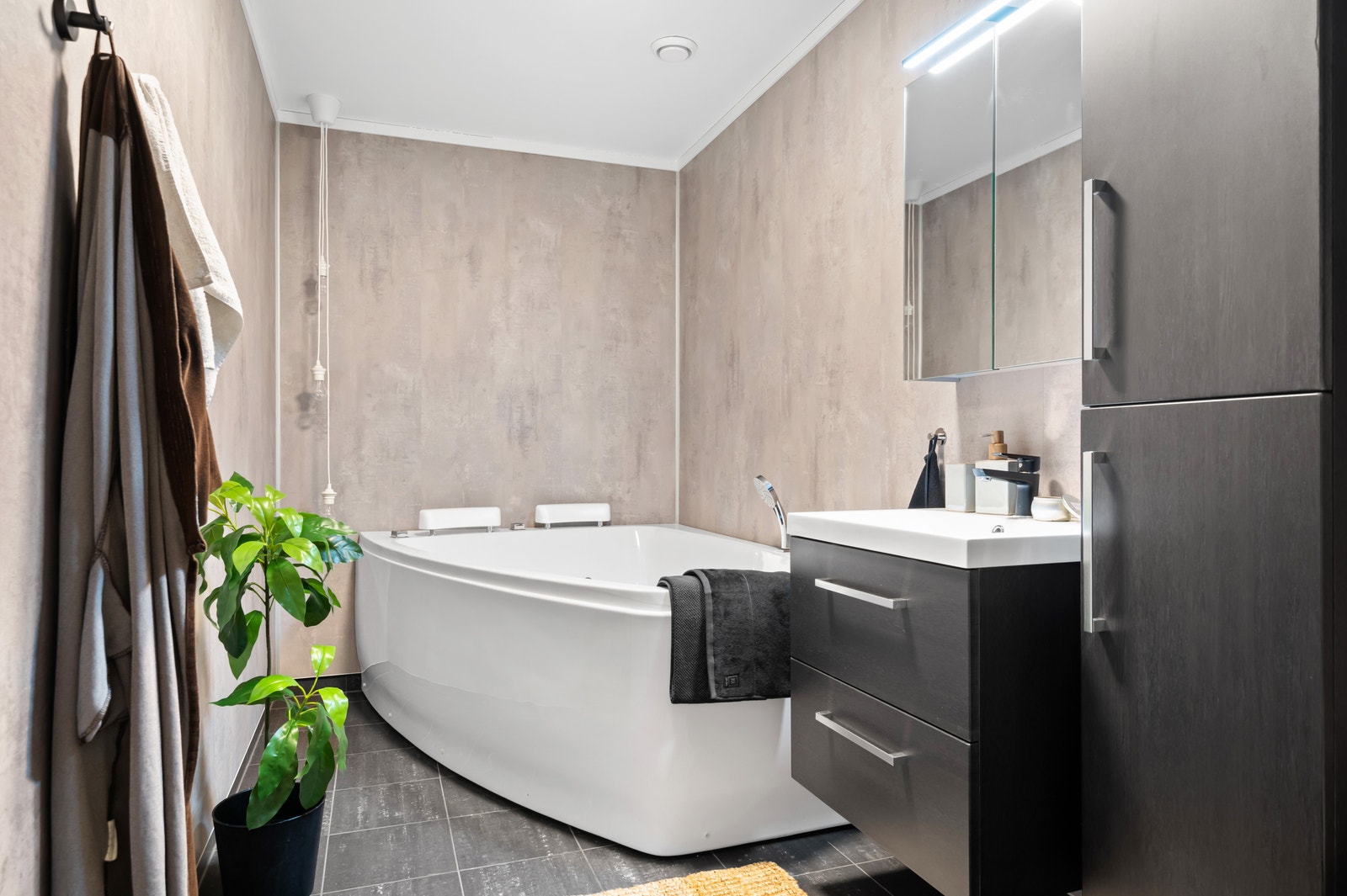 Moderne Bad 2.etg Galleribilde