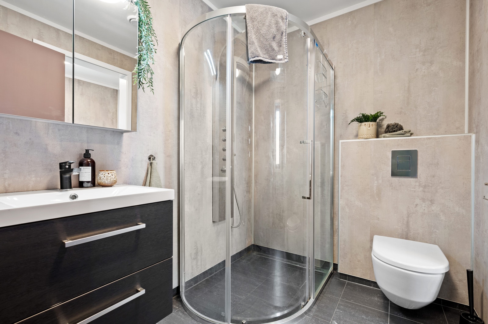 Moderne bad 1.etg Galleribilde