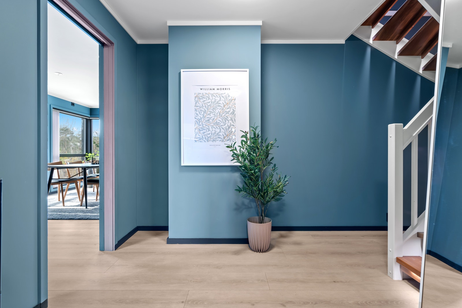 Entre sett fra inngangsdør Galleribilde