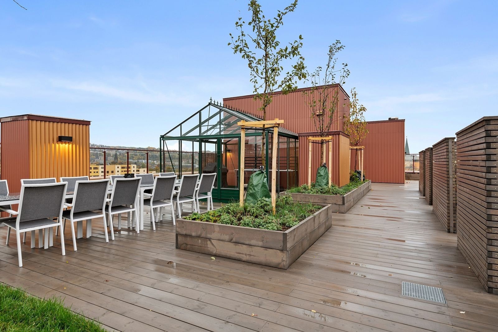 Felles takterasser (4 takterasser totalt) Galleribilde