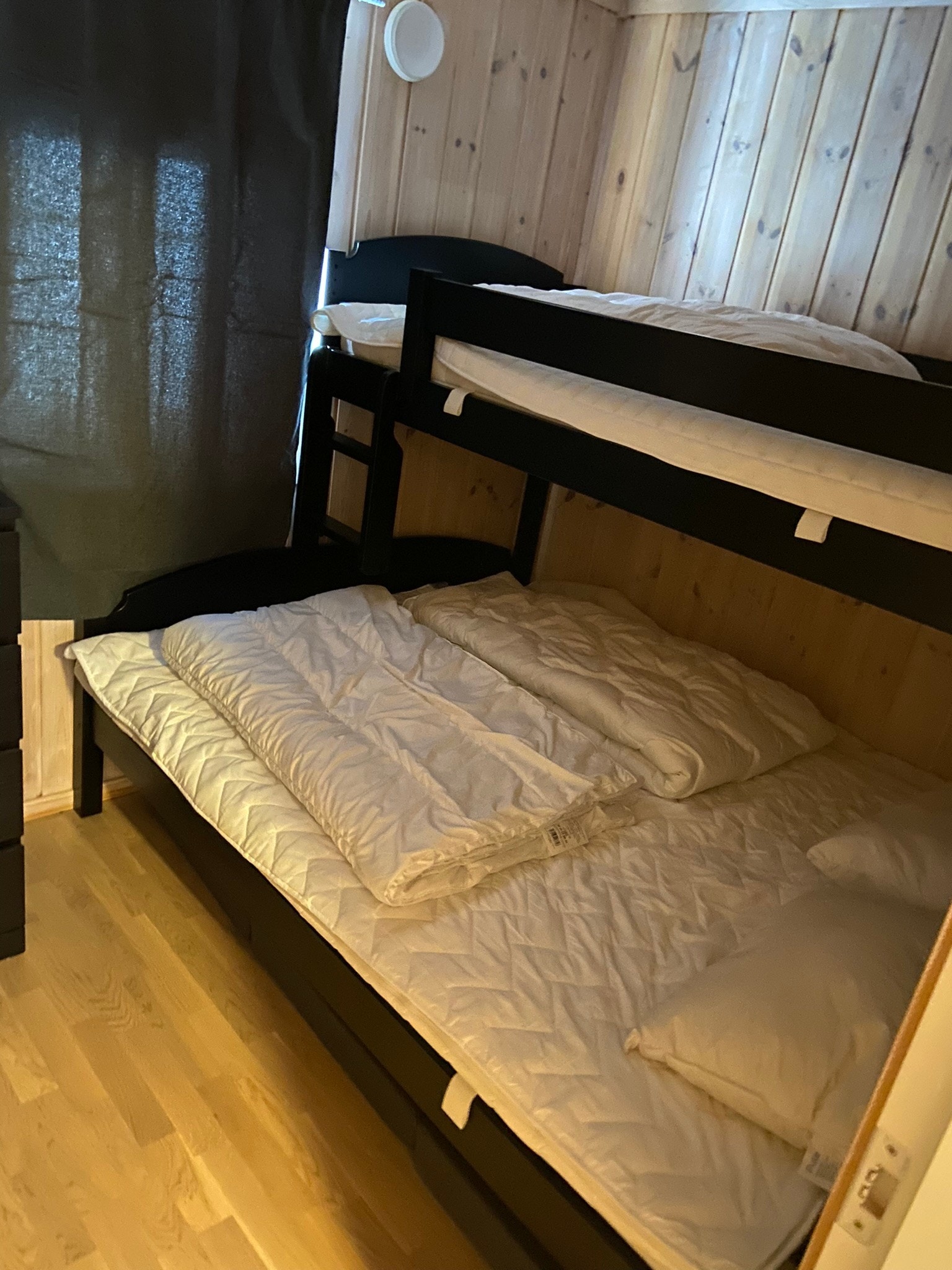 Soverom 3 - Familiekøy 150cm + 90cm Galleribilde