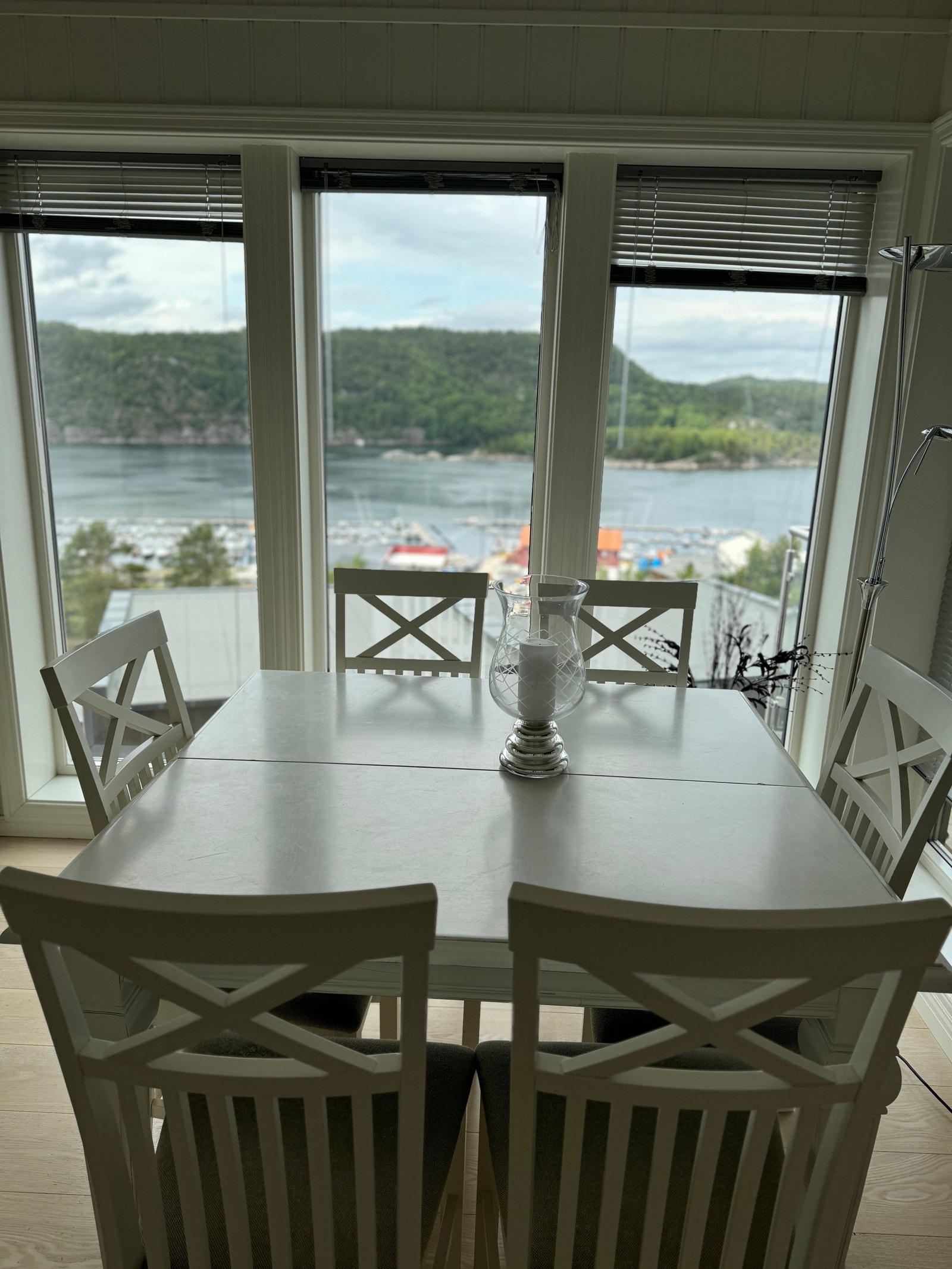 Utsikt fra spiseplass Galleribilde