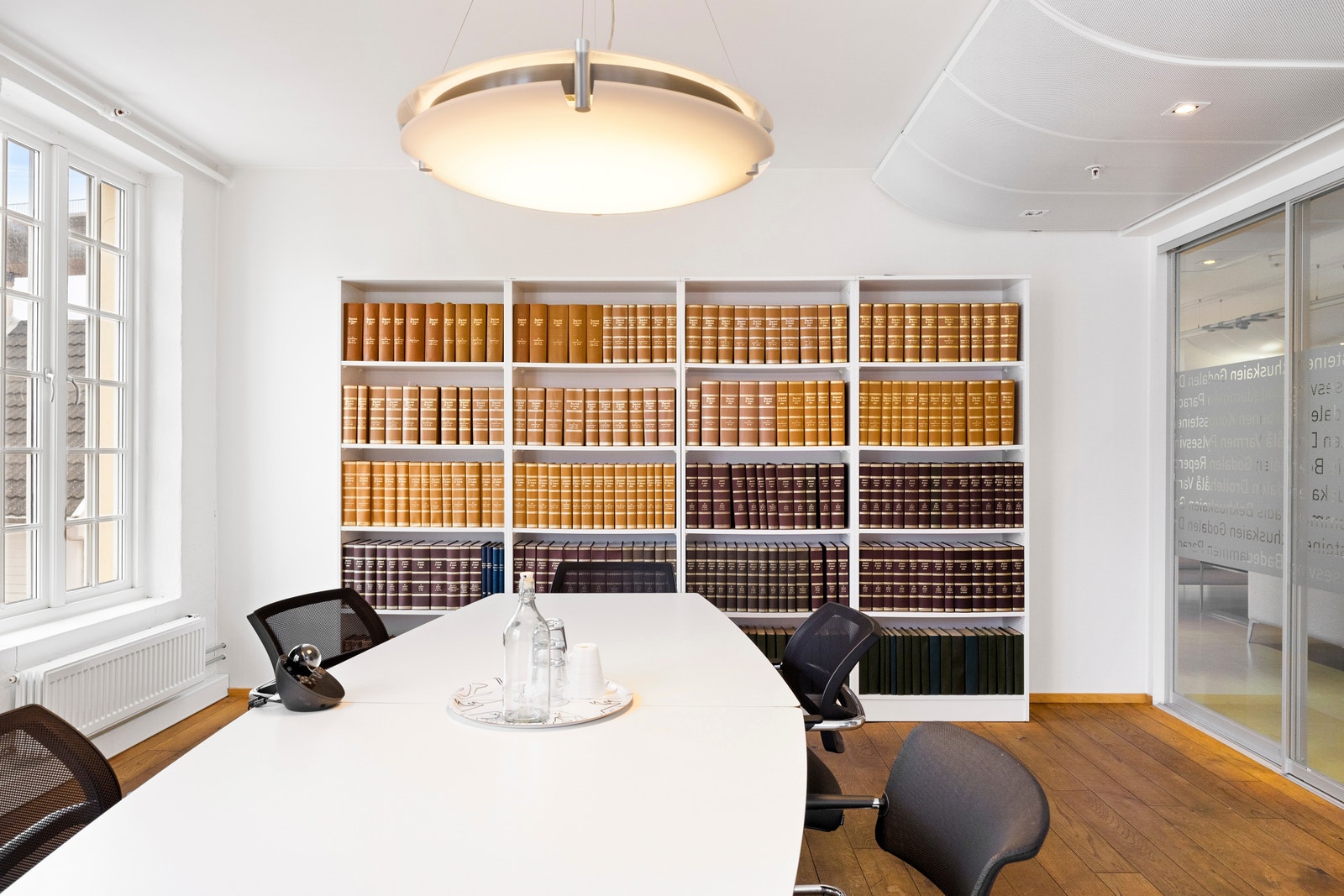 Møterom som vender mot Verven og Fiskepiren. Galleribilde