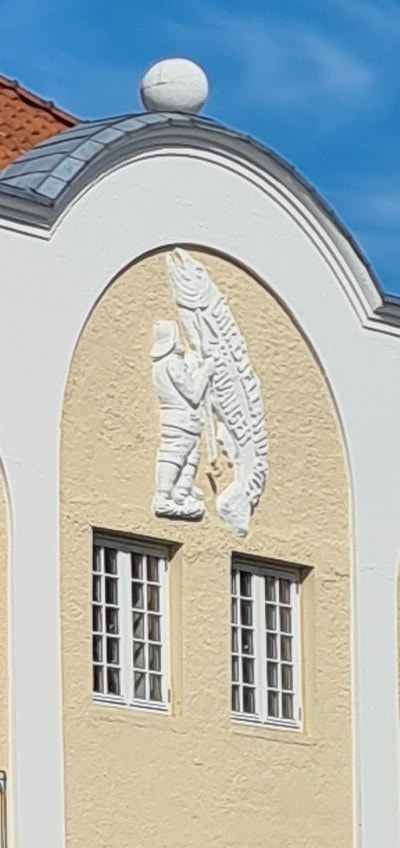 Ett av to flotte utsmykninger fra byggets opprinnelse. Galleribilde