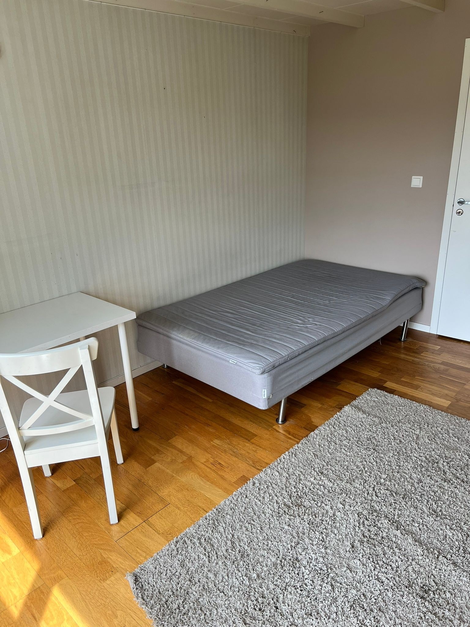 UTLEID ROM Galleribilde