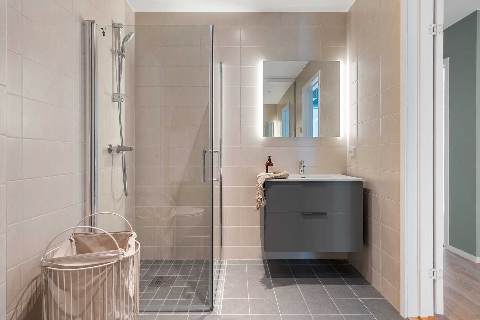 Bad i 2 etg. bolig 22 - visningsbolig Galleribilde