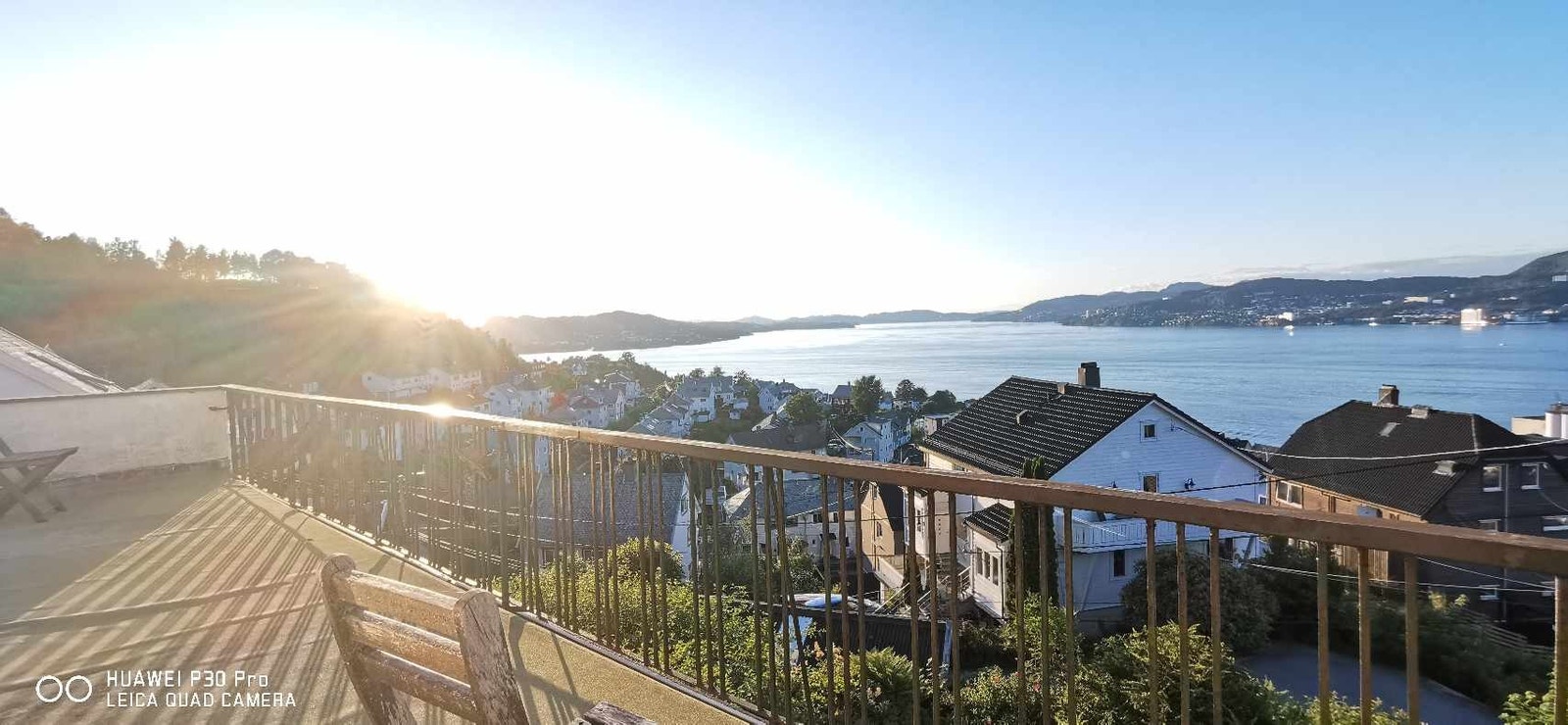 Utsikt fra kjøkkenvinduet Galleribilde