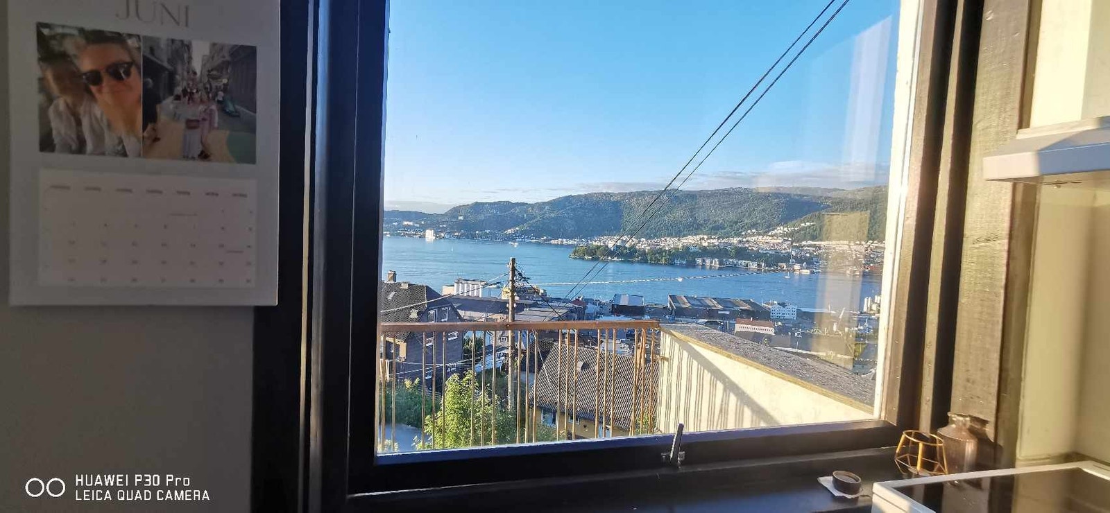 Utsikt fra kjøkkenvinduet. Galleribilde