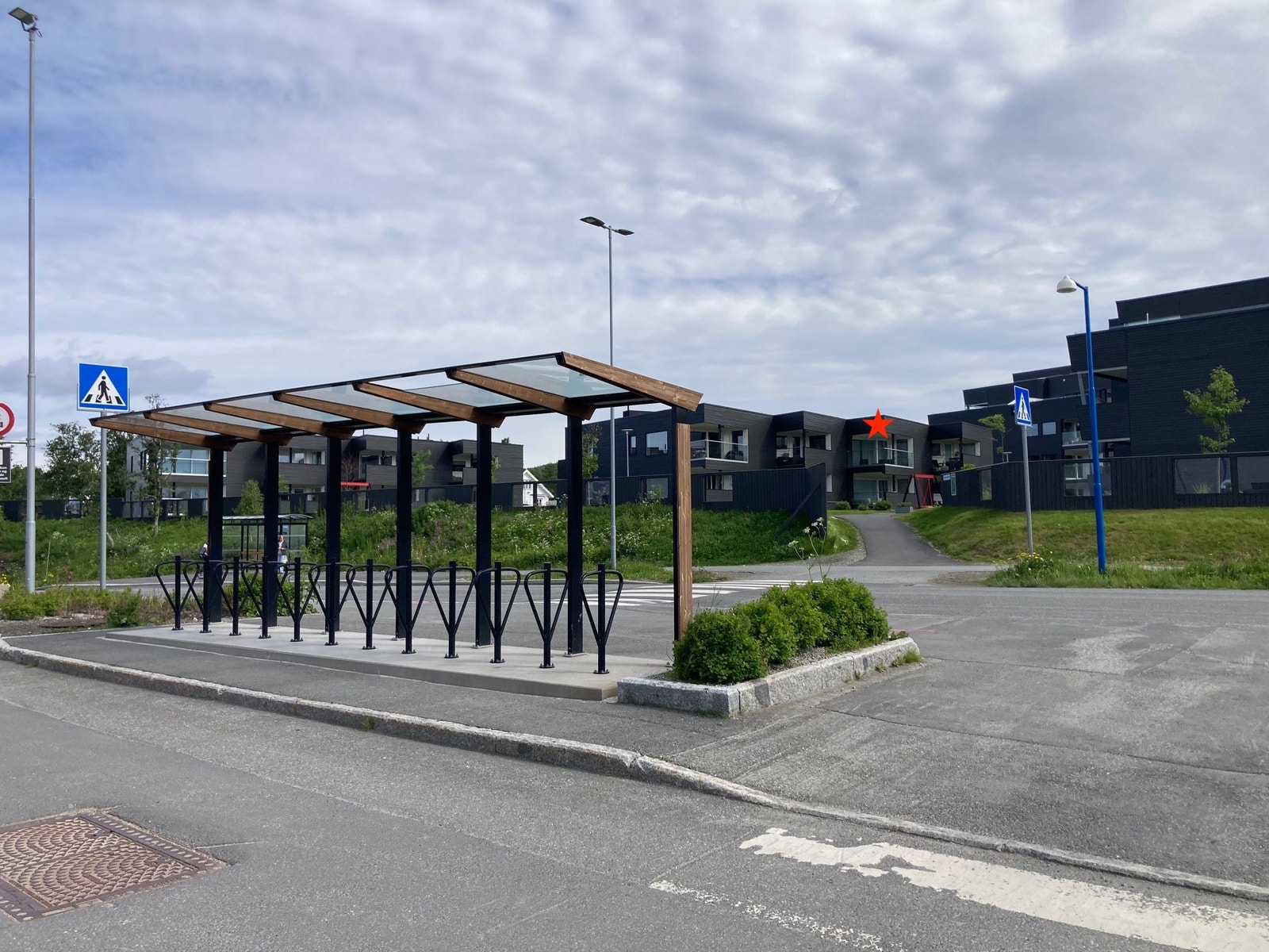 V4E-202, 4-roms leilighet i 2. etasje, fasade mot sør-vest Galleribilde