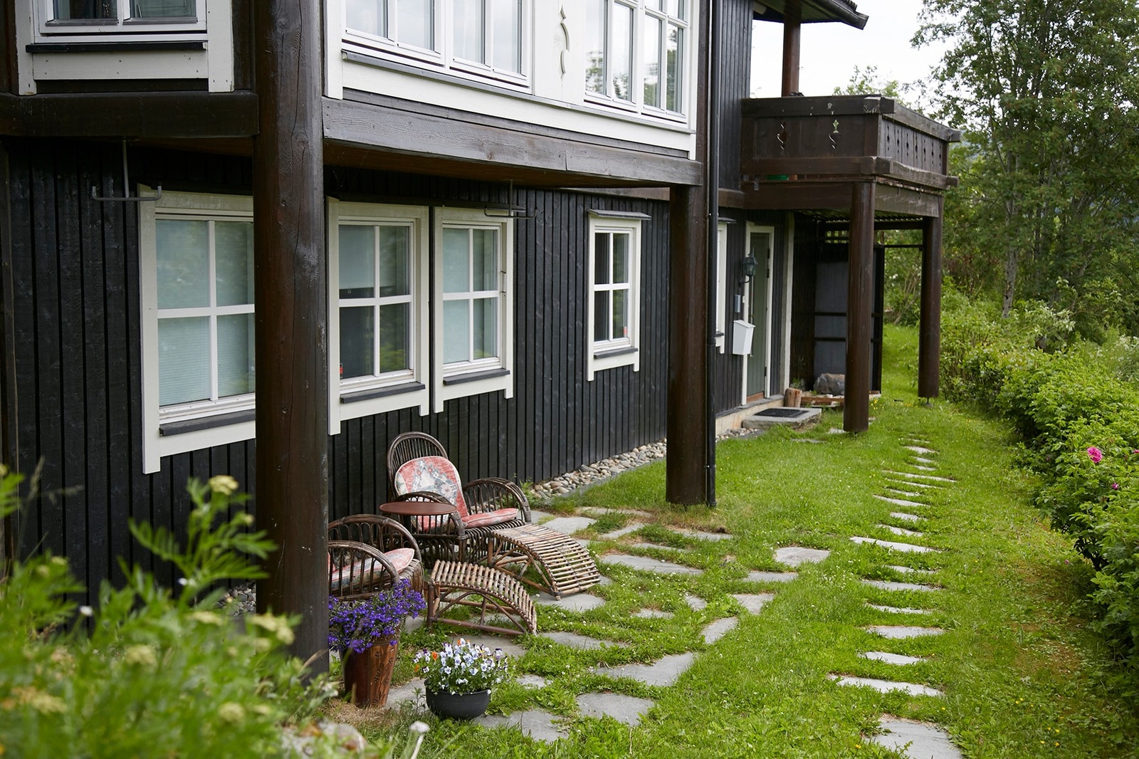 Overbygd uteplass Galleribilde