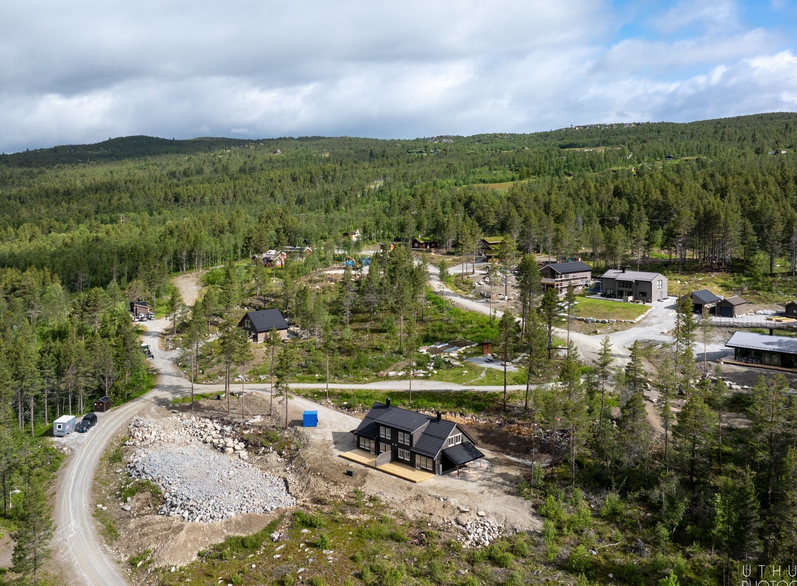 Fjell-ljom boligfelt med tomt 1 i forkant planlagt for 5 boliger, første del opparbeidet for rask oppstart ved salg Galleribilde