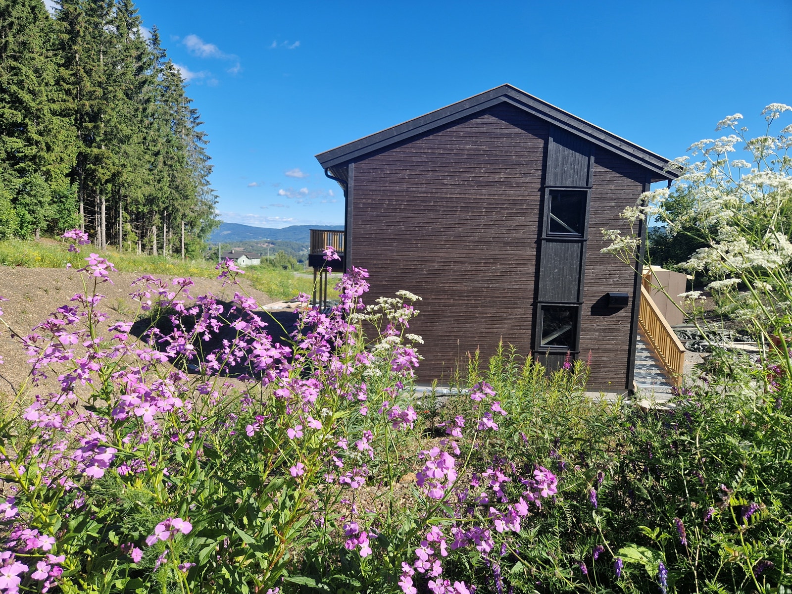 Tomannsboligen bygges i vakre omgivelser, området må oppleves! Galleribilde