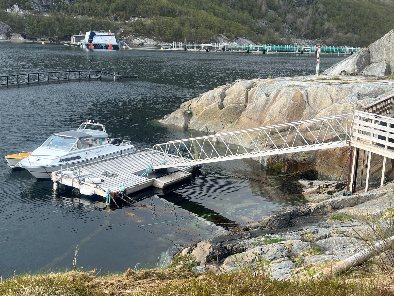 Flytebrygga ved Slettberget Galleribilde