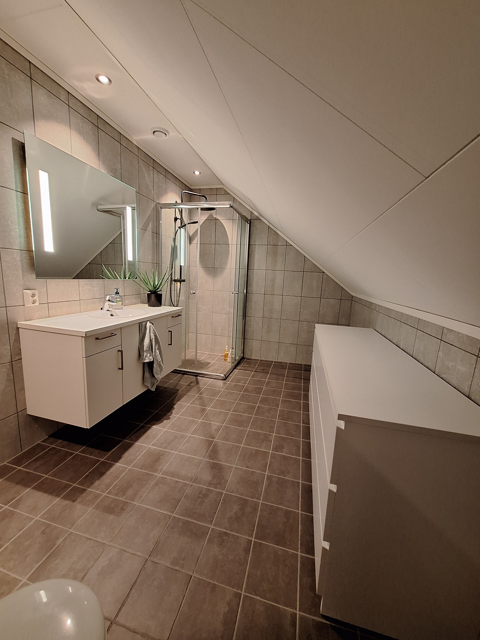 Bad andre etasje Galleribilde