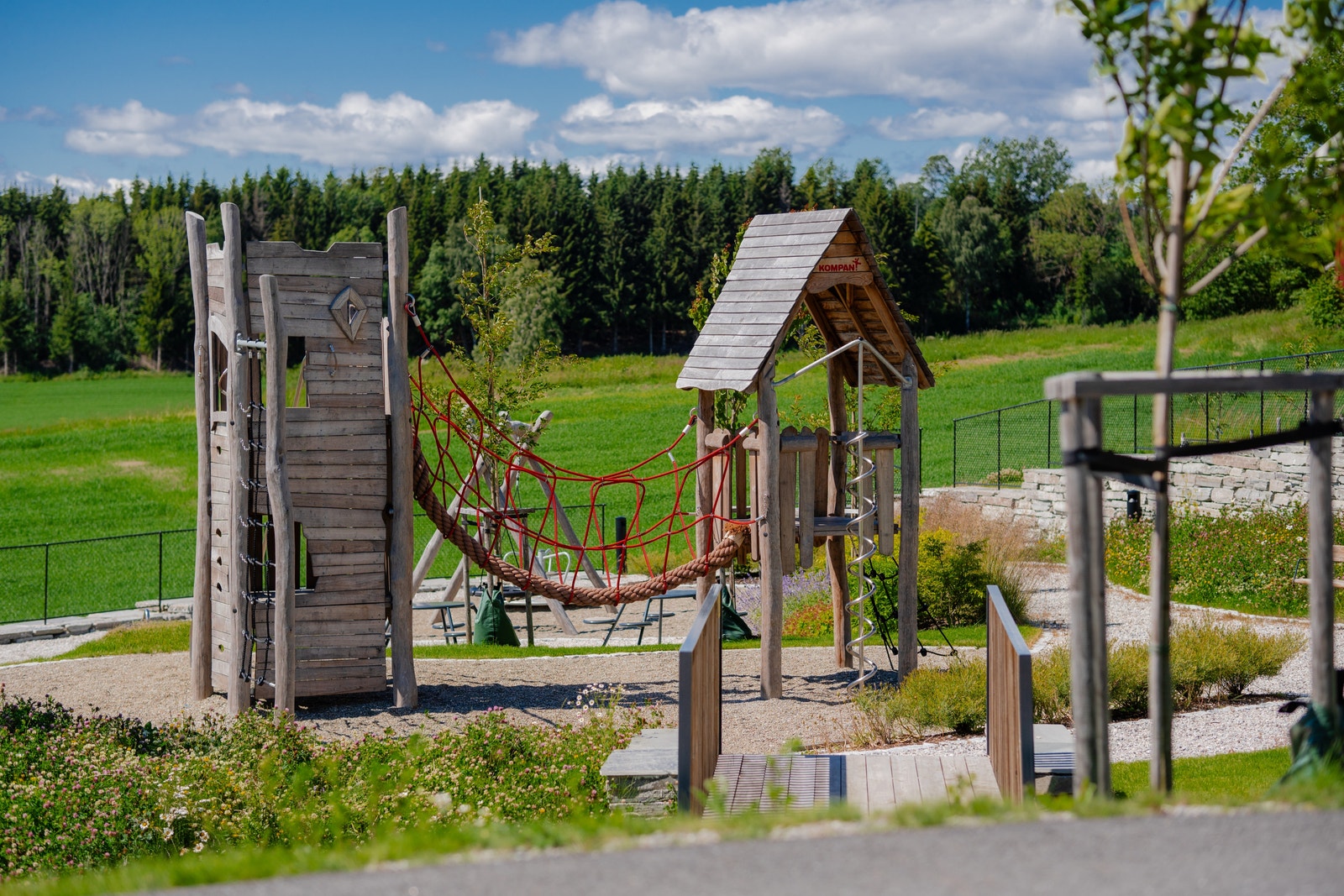 Områdebilder, 24.06.24 Galleribilde