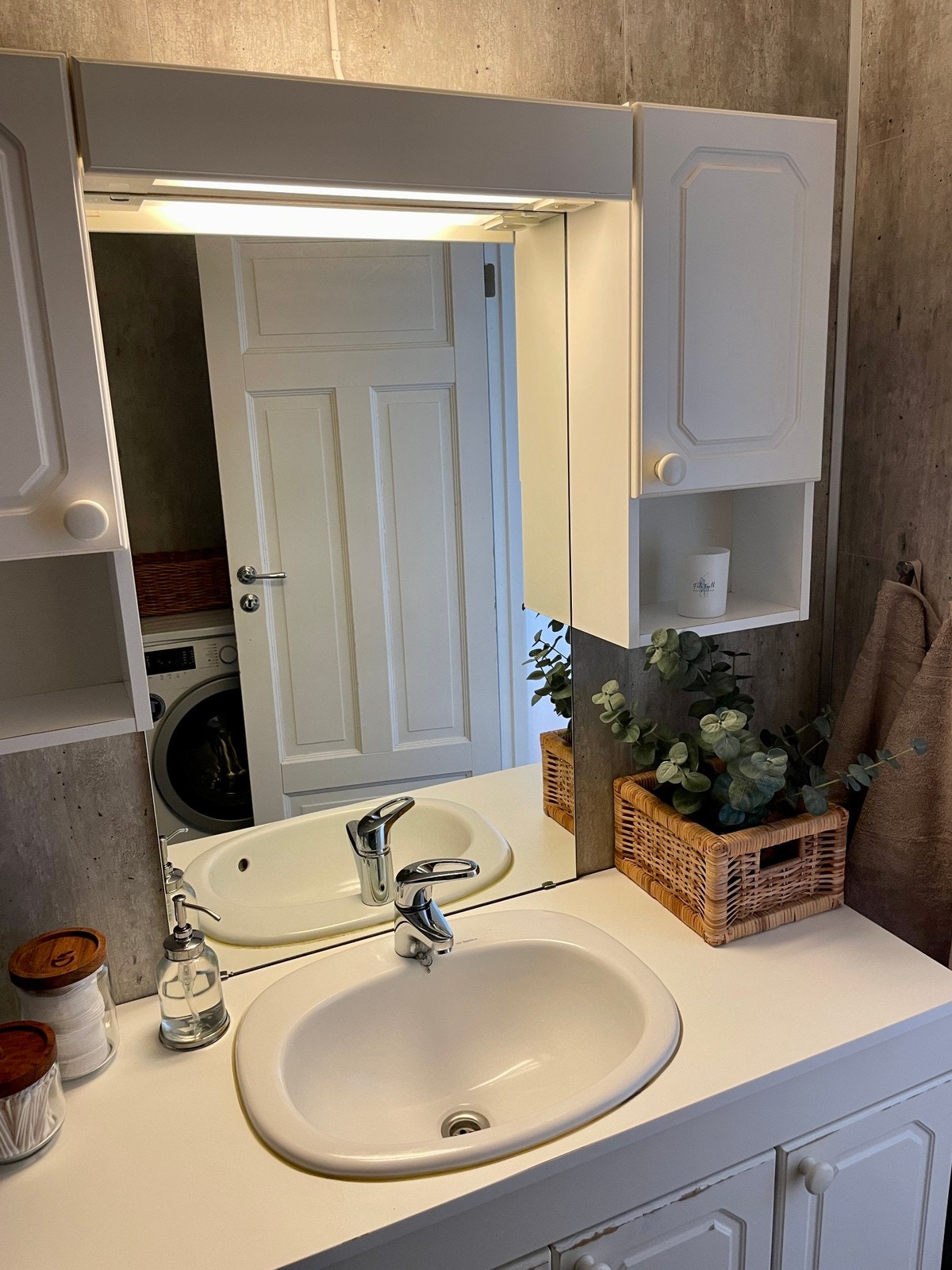 Bad i 1. etasje Galleribilde