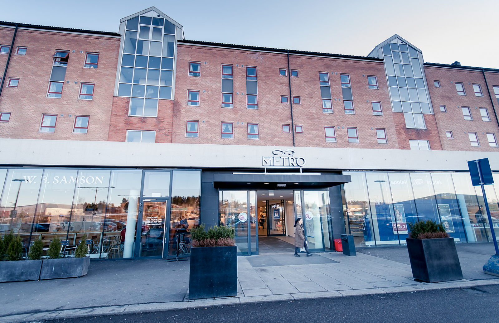 Metro Senter ligger også en kort spasertur unna (750m) Galleribilde