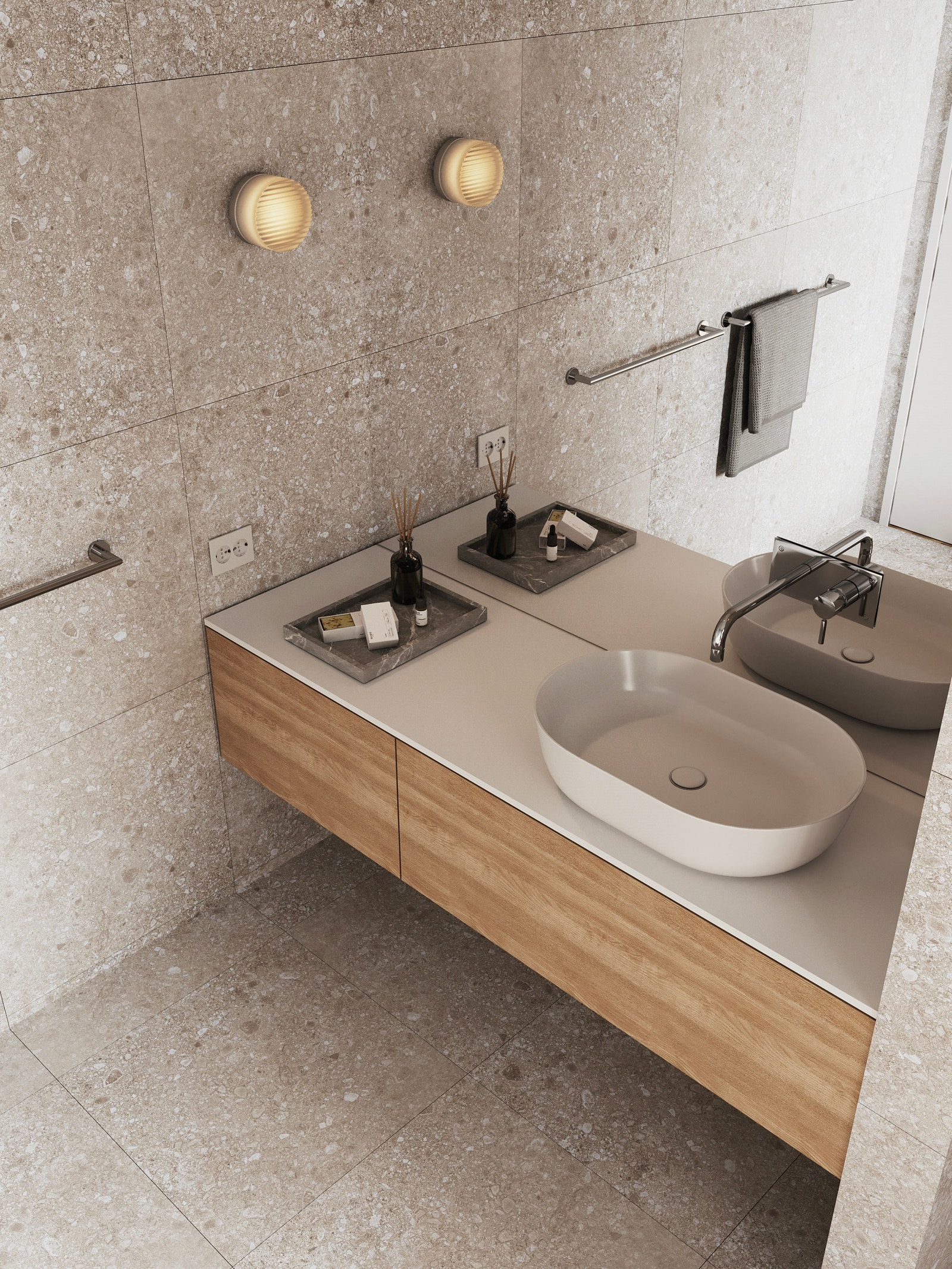 Begge badene i leiligheten har delikate storformat fliser. Dette er en illustrasjon, og avvik kan forekomme. Galleribilde