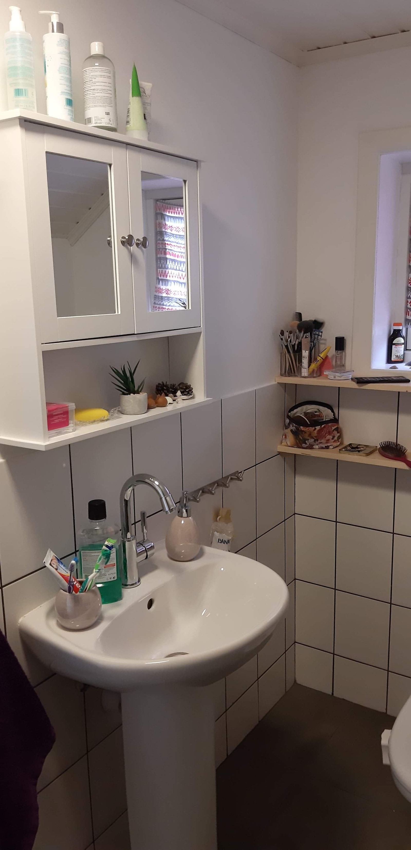 2. floor bathroom Galleribilde