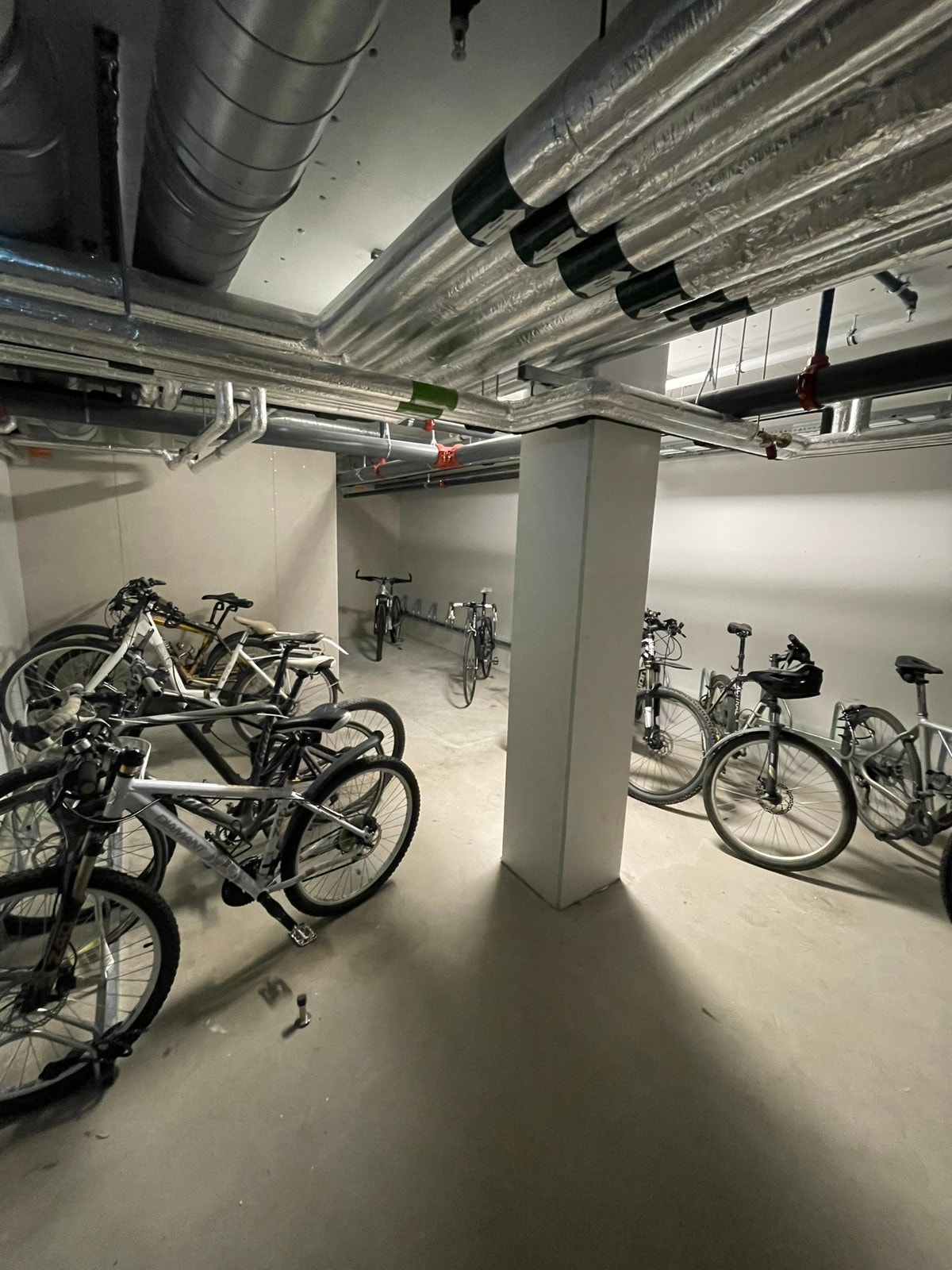 Sykkelparkering lukket for sameiet Galleribilde