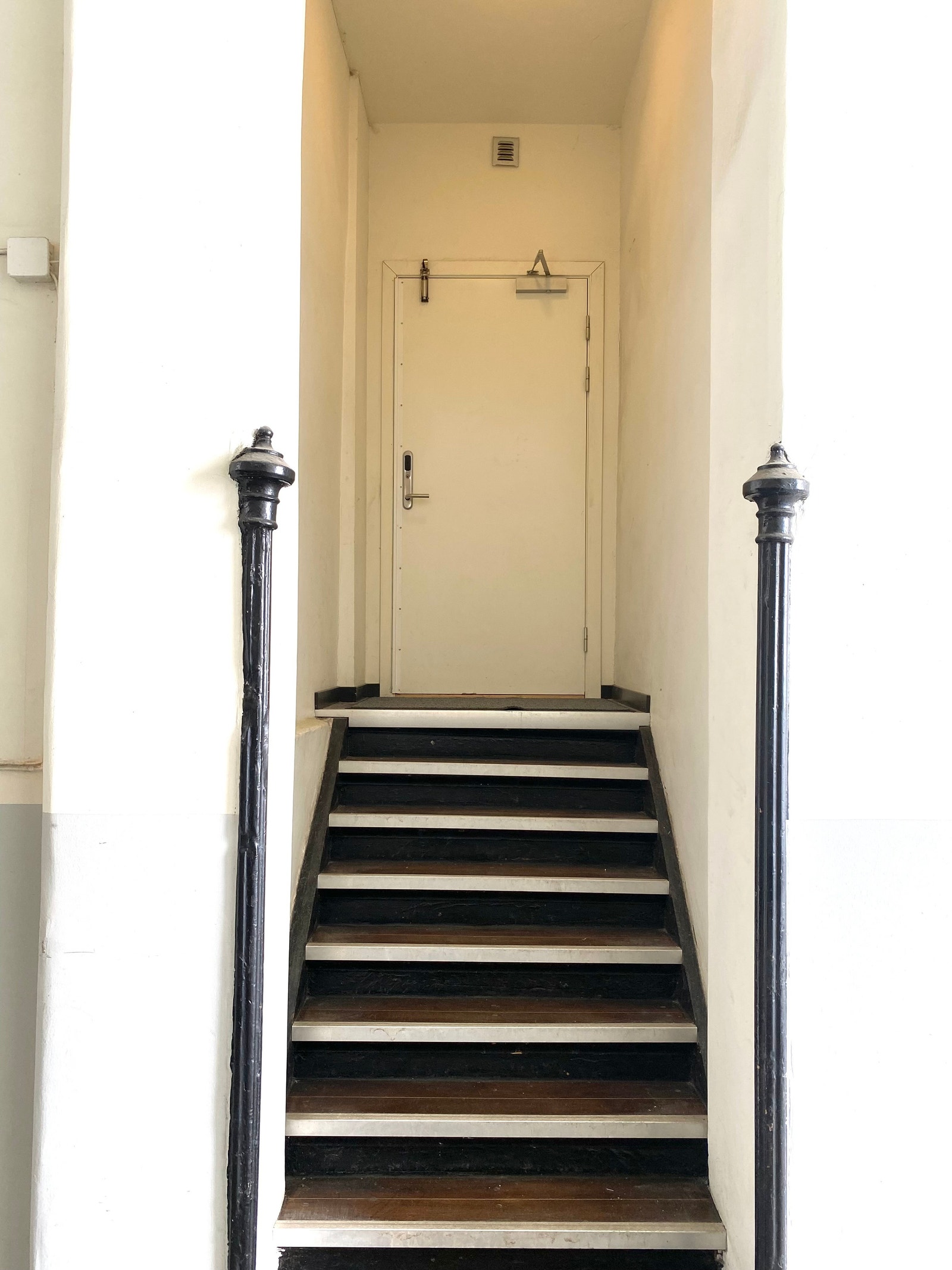 Inngang opp til leiligheten Galleribilde