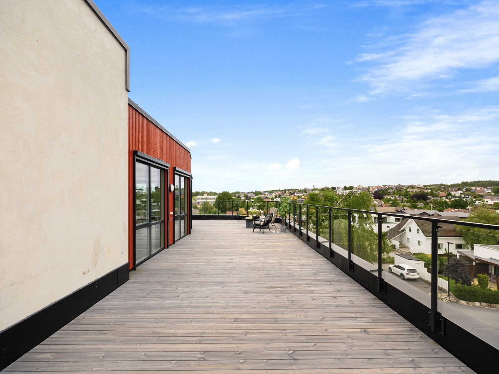 Leiligheten byr på gode solforhold. Galleribilde