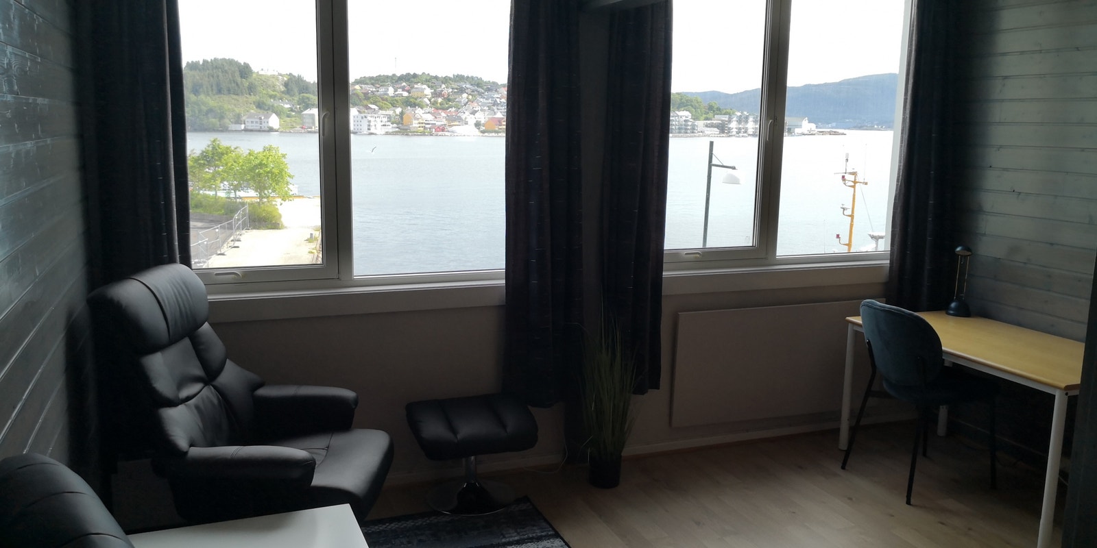 Hybel 2, UTLEID Galleribilde