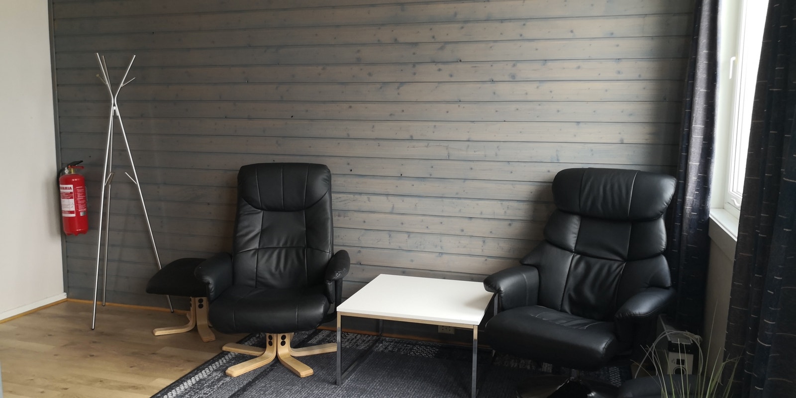 Hybel 2, UTLEID Galleribilde