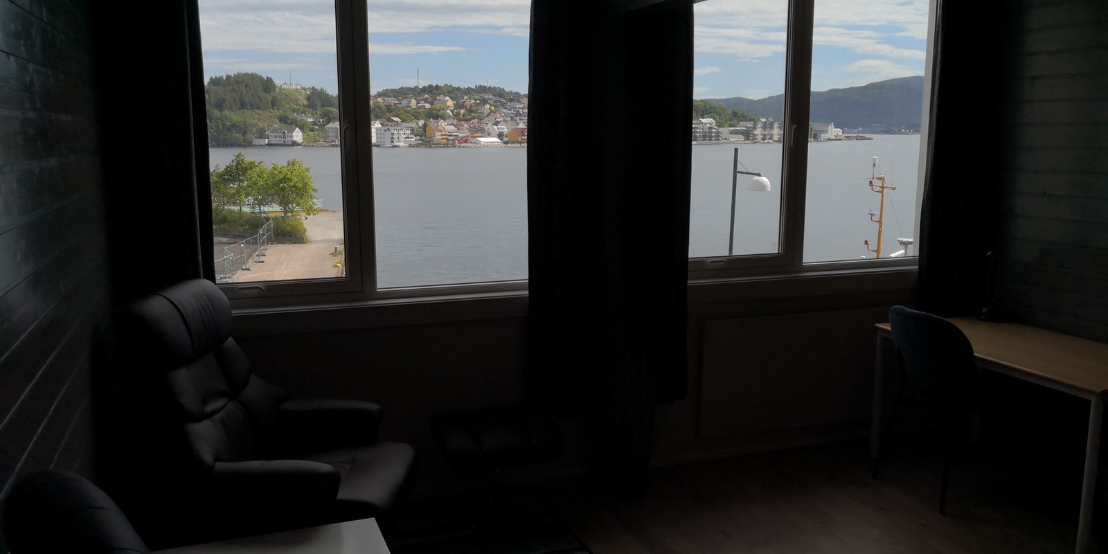 Hybel 2, UTLEID Galleribilde