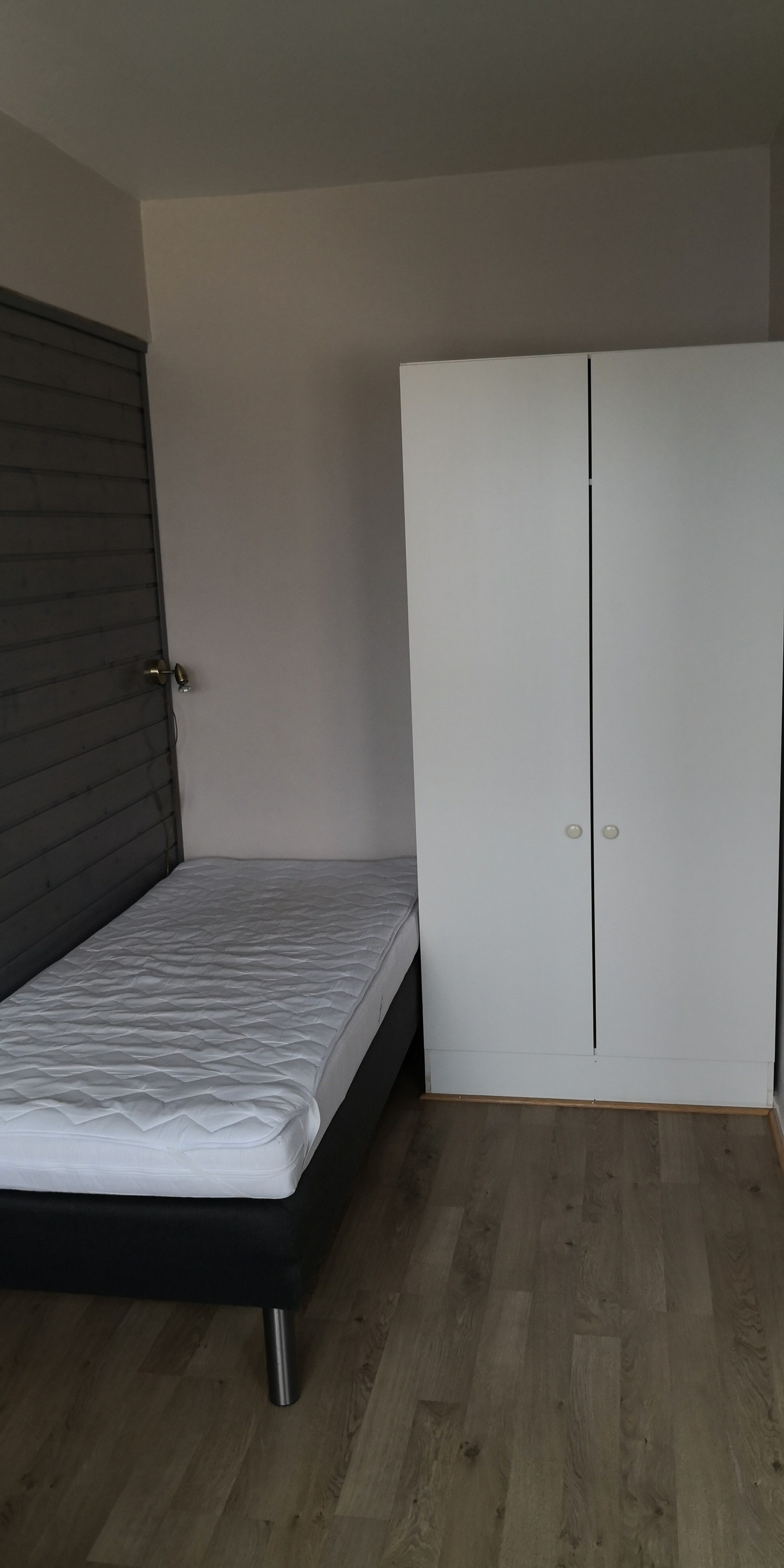 Hybel 2, UTLEID Galleribilde