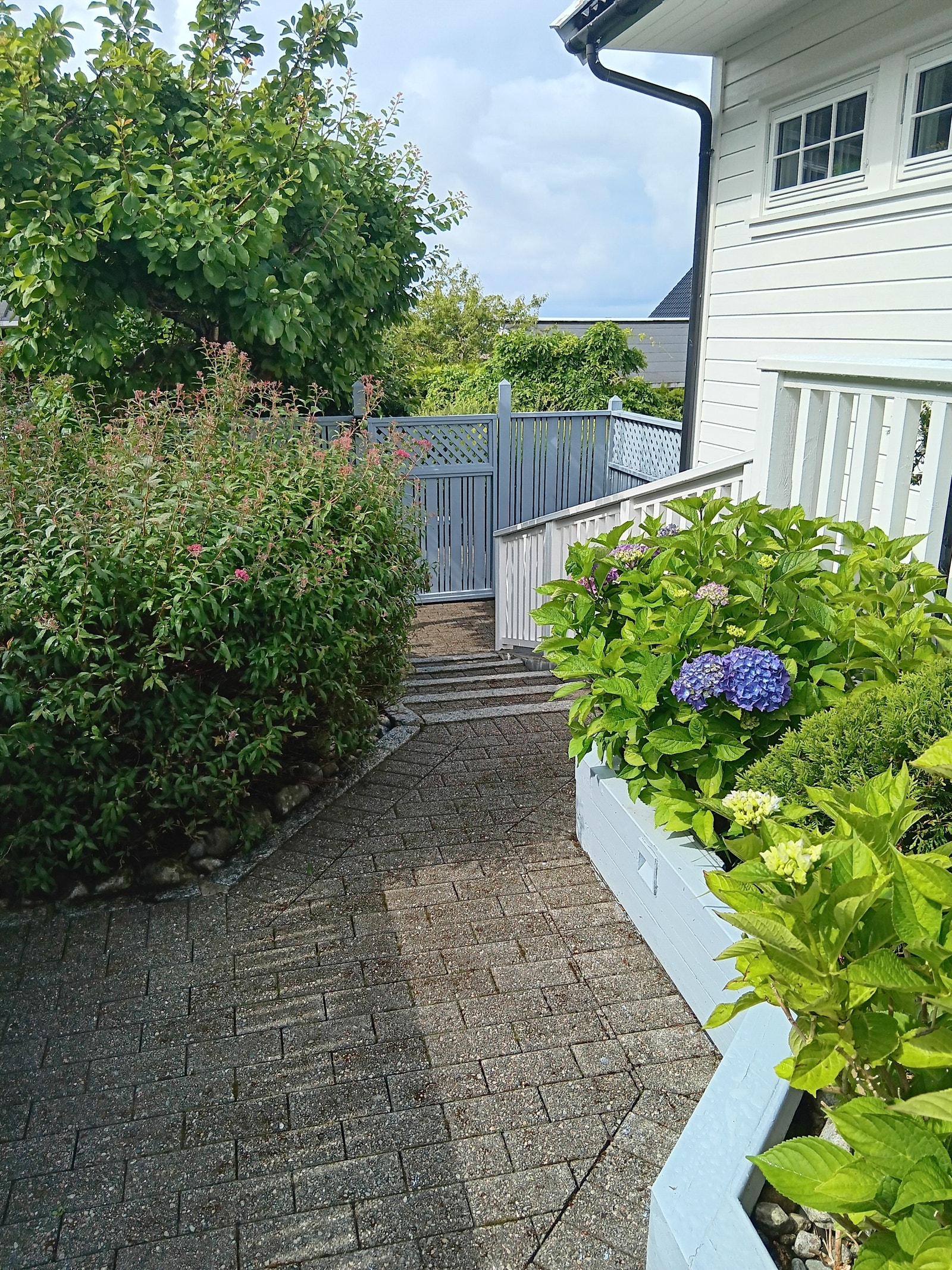Flott og innbydende inngang Galleribilde