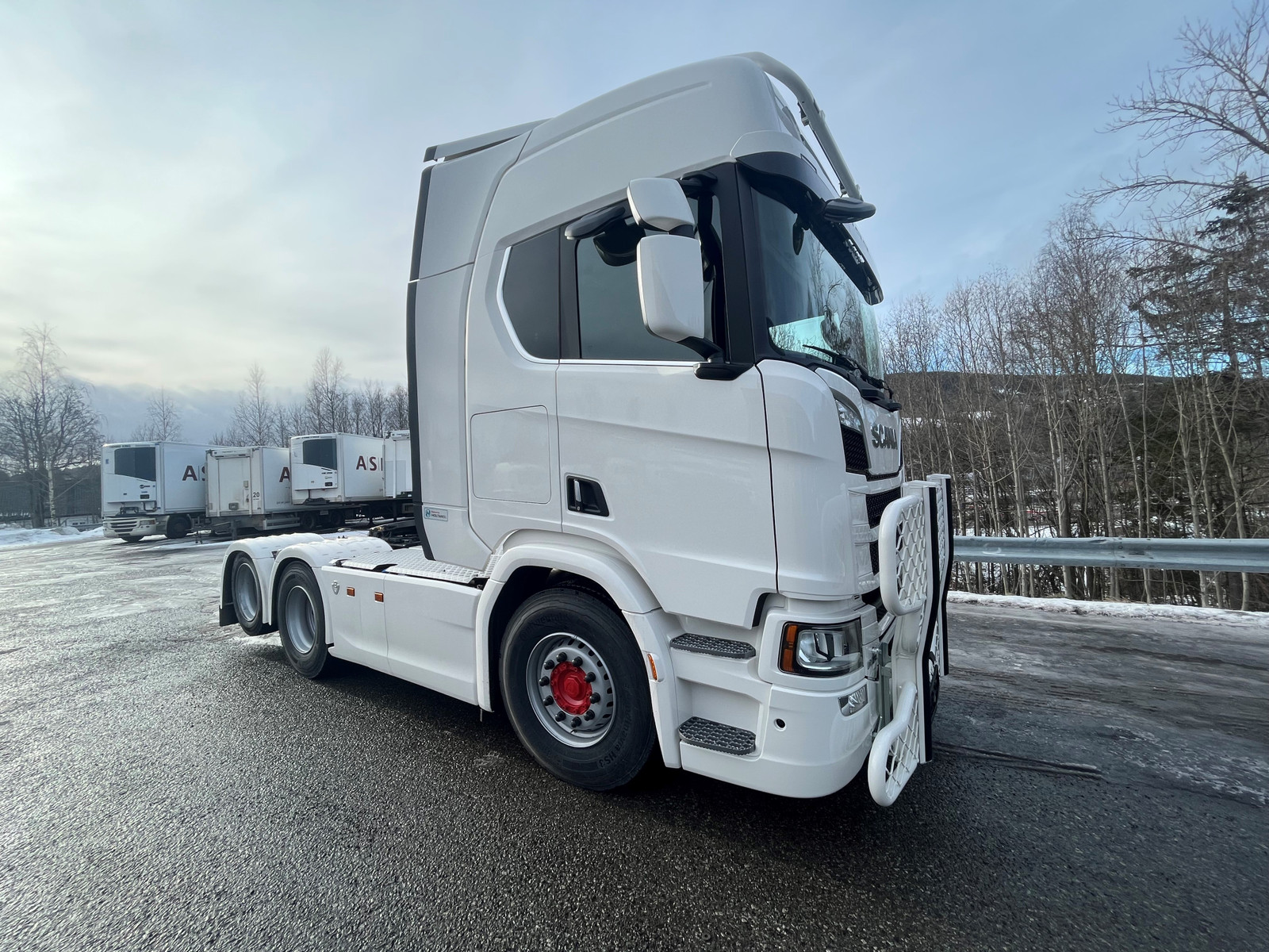 Til salgs: Scania R590 med hydraulikk forberedelse - 2022 - Trekkvogn ...