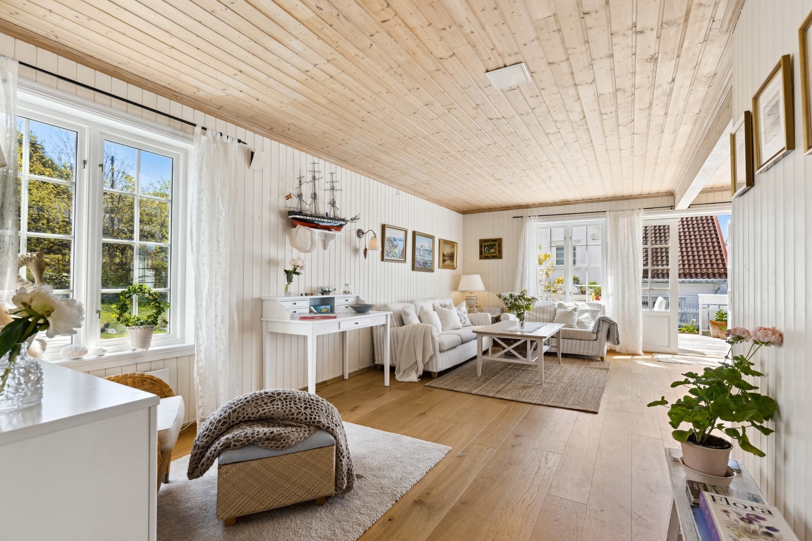 Lys og luftig stue Galleribilde