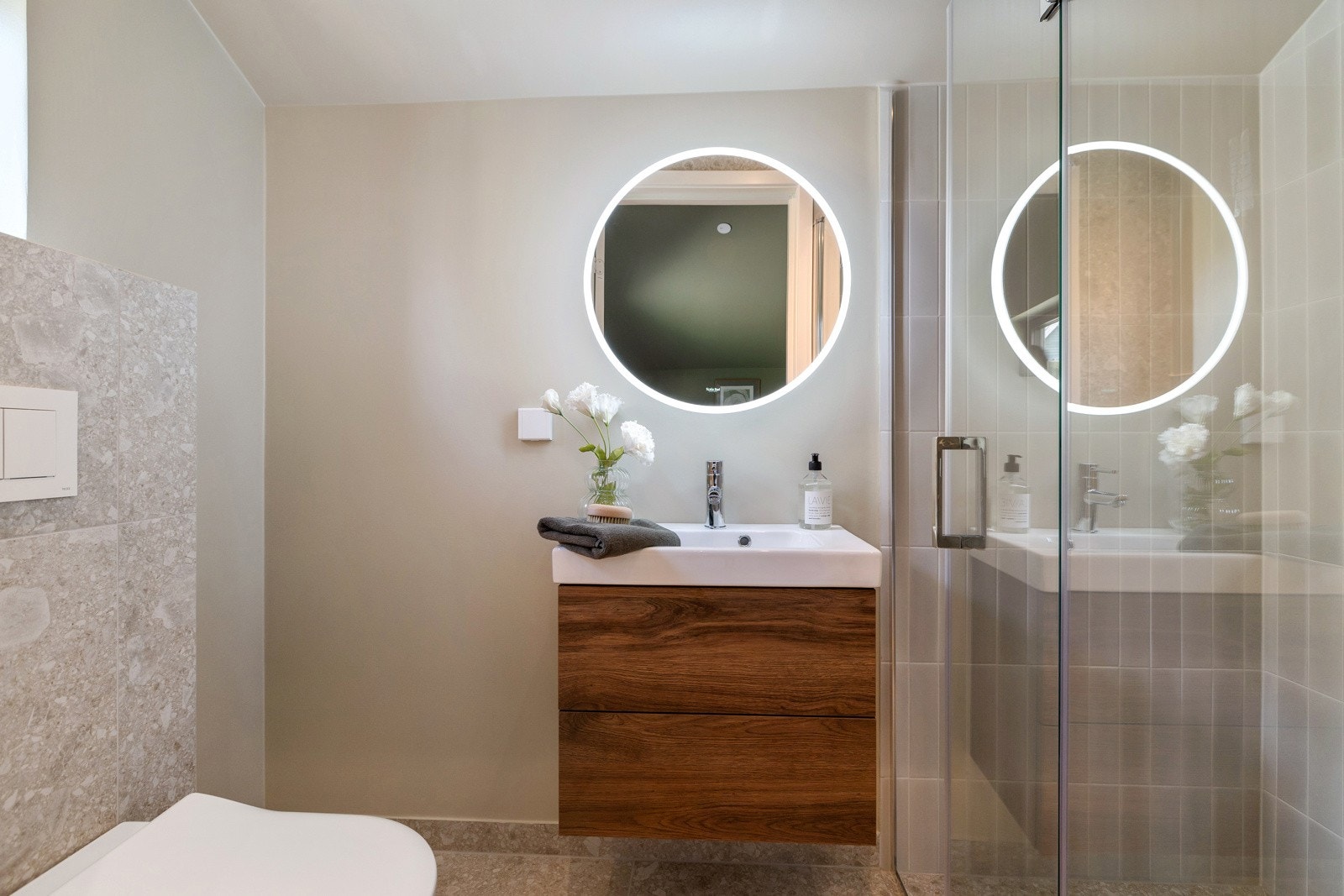 Master-bad Galleribilde