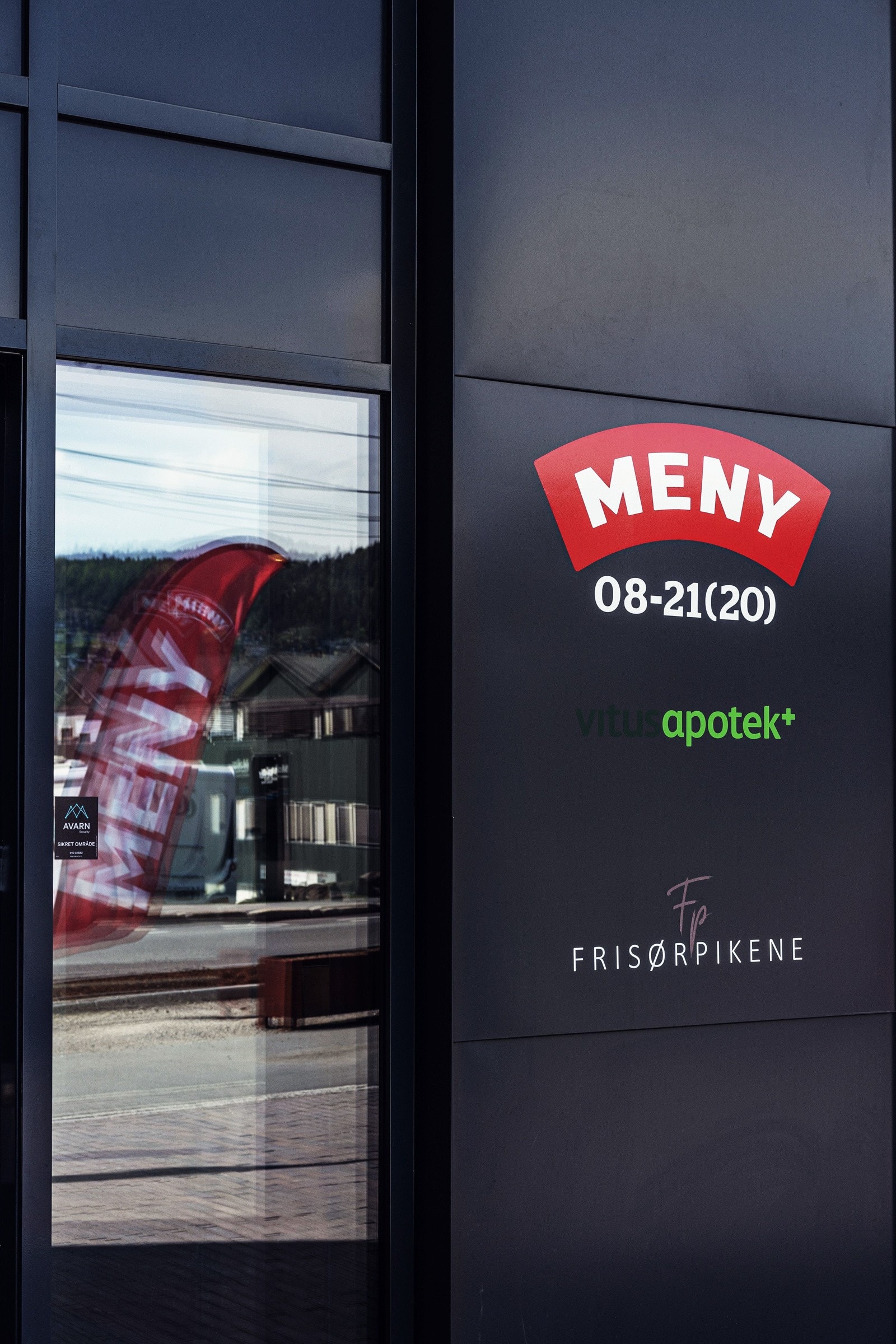 Meny Galleribilde