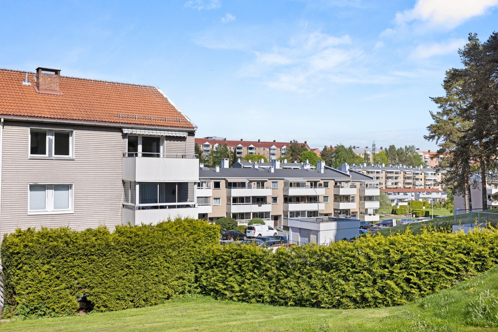 En svært barnevennlig og sentral beliggenhet på populære Manglerud Galleribilde
