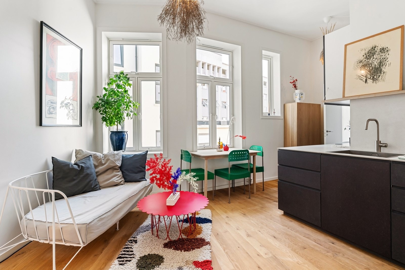 En lys, optimal og godt utnyttet 2-roms sentralt på St. Hanshaugen Galleribilde