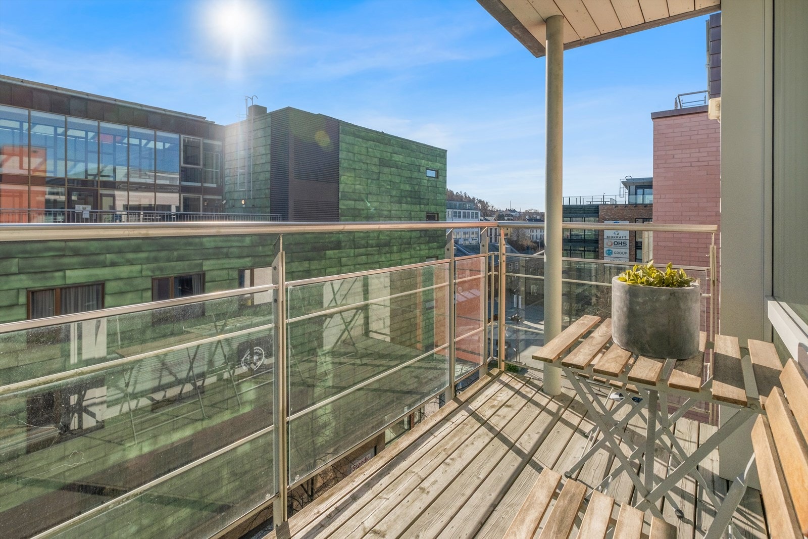 Velkommen til Trenerys gate 4 - En sentral og moderne 2-roms selveierleilighet med ettertraktet beliggenhet på Solsiden Galleribilde