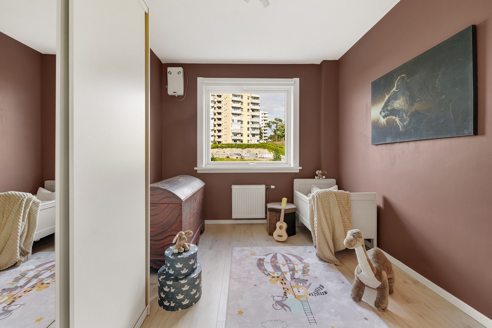 Soverom 2 er også av god størrelse. Galleribilde