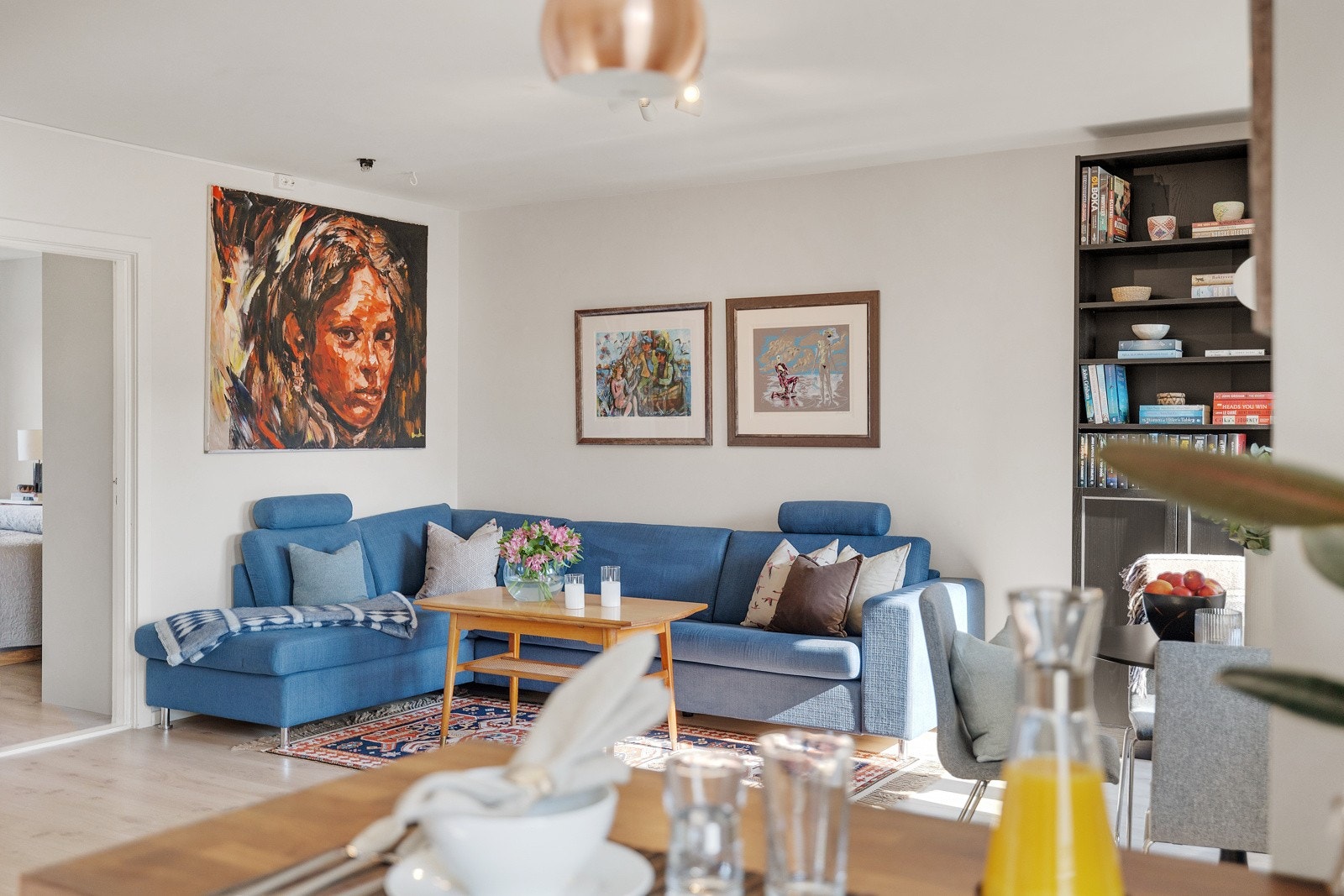 Velkommen inn til denne flotte lyse leiligheten! Galleribilde